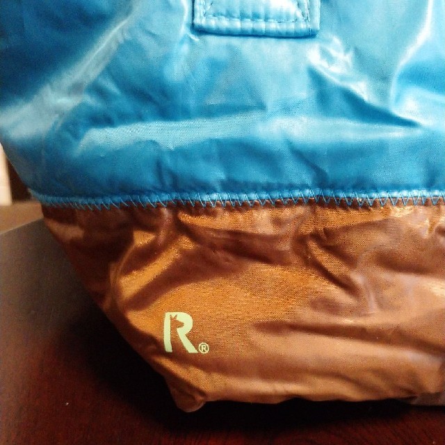 ROOTOTE(ルートート)の新品同ROOTOTE定番ダウンバッグ ルートート ハンドバッグ レディースのバッグ(ハンドバッグ)の商品写真