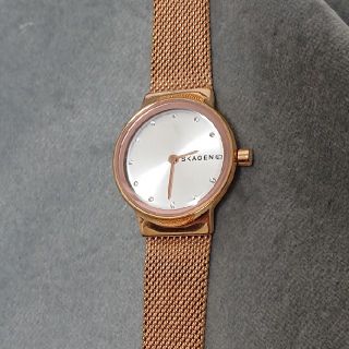 スカーゲン(SKAGEN)の極美品★スカーゲン FREJA★PG×シルバーフェイス 腕時計★(腕時計)