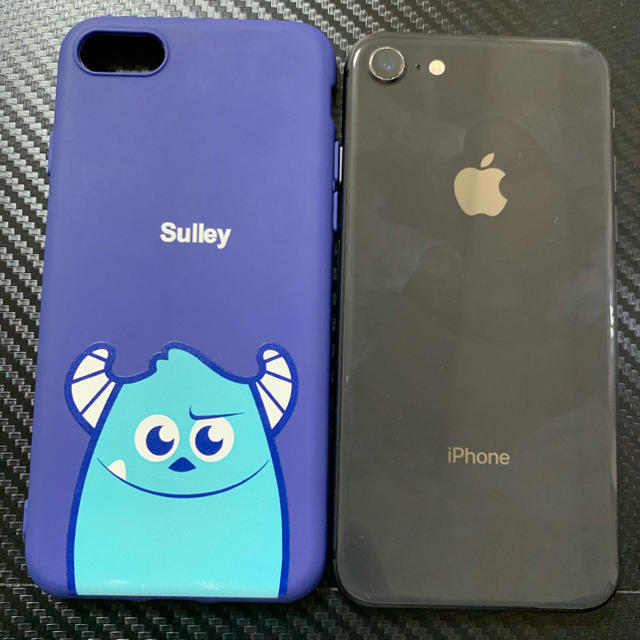 美品　SIMフリー　iPhone8 本体　スペースグレー　64GB