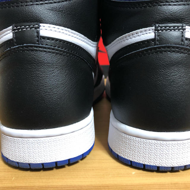 NIKE AIR JORDAN 1 RETRO HIGH OG ロイヤルトゥ