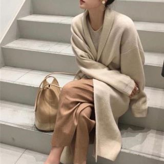 ザラ(ZARA)のロングコート　カーディガン　オフホワイト(ロングコート)