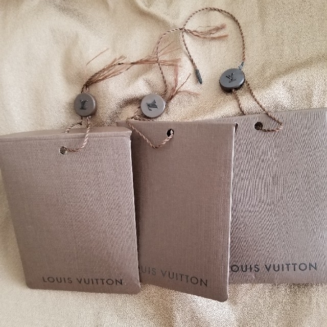 LOUIS VUITTON 【正規品】Louis Vuittonルイヴィトン/ニットのスペア糸セットの通販 by Nathalie's shop｜ ルイヴィトンならラクマ