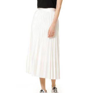 エムプルミエ(M-premier)のブレンヘイム  白　プリーツ　スカート  2020年発売　新品タグ付(ロングスカート)