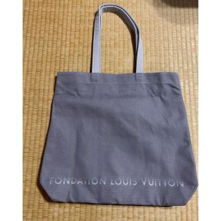 ルイヴィトン(LOUIS VUITTON)のルイヴィトンフォンダシオン　トートバッグ　グレー　(トートバッグ)