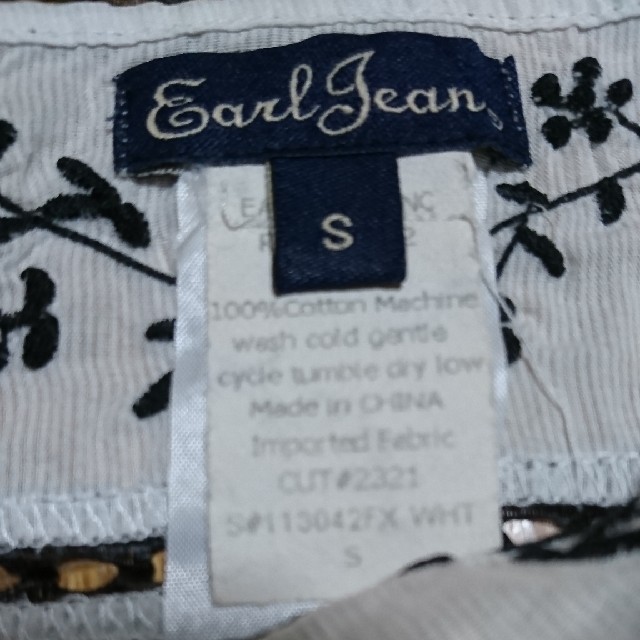 Earl Jean(アールジーン)のアールジーン ブラウス最終値下げ！ レディースのトップス(シャツ/ブラウス(長袖/七分))の商品写真