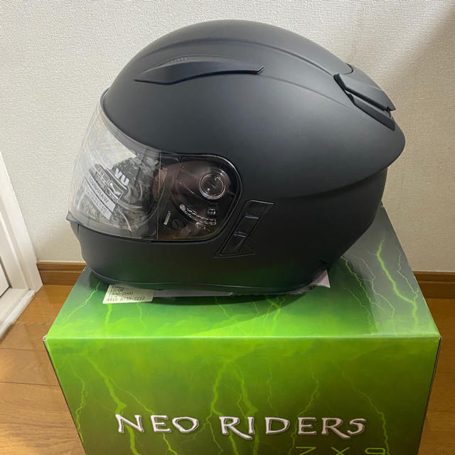 フルフェイスヘルメット  マットブラック　Lサイズ　ネオライダース 自動車/バイクのバイク(ヘルメット/シールド)の商品写真