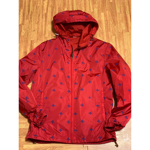 Gucci(グッチ)の最終お値下げ●GUCCIグッチ赤×青BEEナイロンジャケット46 メンズのジャケット/アウター(ナイロンジャケット)の商品写真