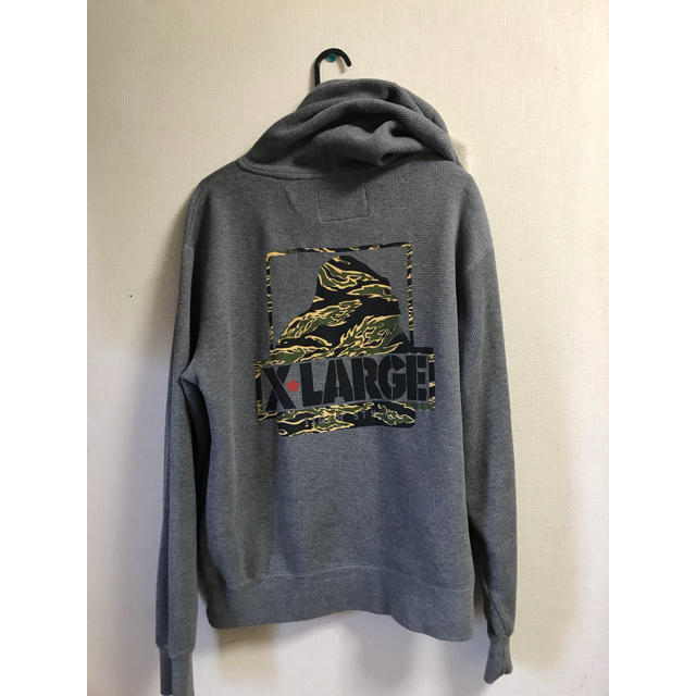 XLARGE(エクストララージ)の【限定値下げ中】エクストララージ　パーカー　メンズ メンズのジャケット/アウター(その他)の商品写真