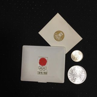 東京五輪記念銀メダルと記念銀貨(記念品/関連グッズ)