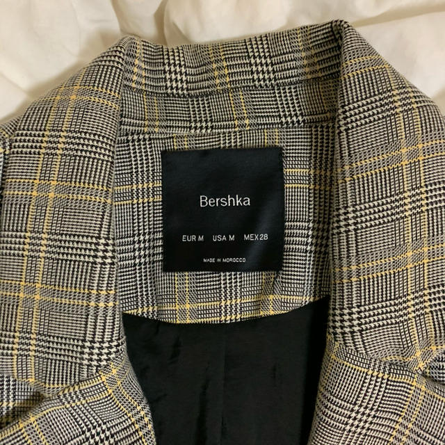 Bershka(ベルシュカ)のチェックジャケット　bershka レディースのジャケット/アウター(テーラードジャケット)の商品写真
