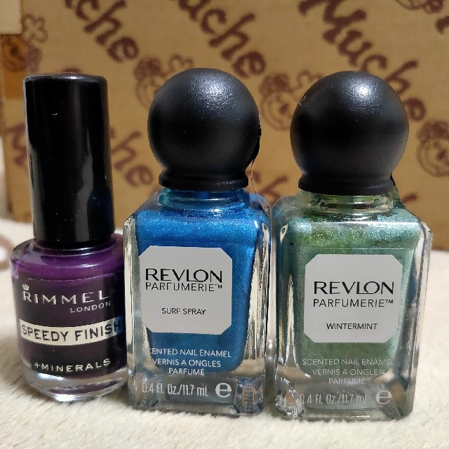 REVLON(レブロン)の新品レブロンRIMMELネイル3本セット コスメ/美容のネイル(マニキュア)の商品写真