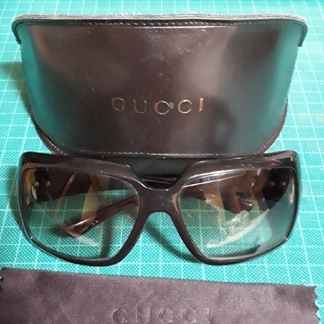 Gucci(グッチ)のGUCCI　サングラス レディースのファッション小物(サングラス/メガネ)の商品写真