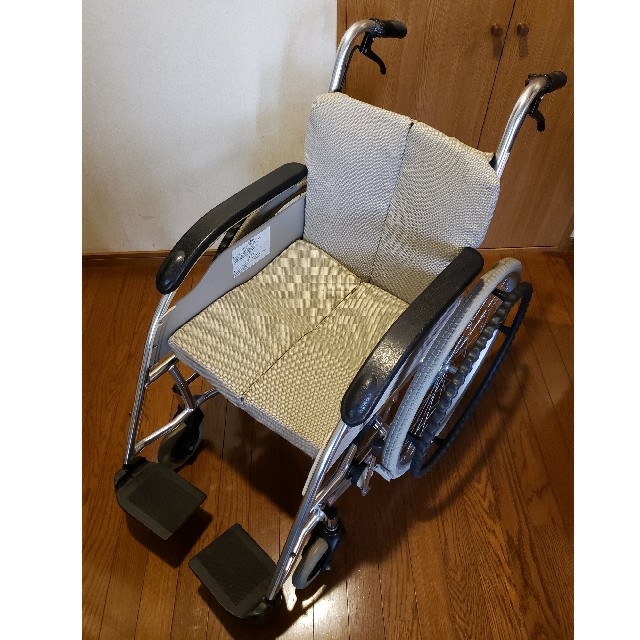 車椅子自走式　除菌済　折り畳み可能　送料別