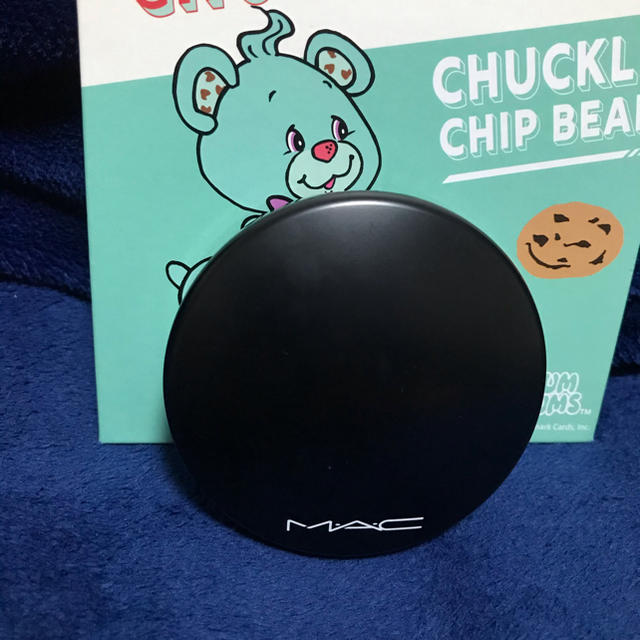 MAC(マック)の新品 MAC フェスパウダー DARK GOLDEN **Cupid様専用** コスメ/美容のベースメイク/化粧品(フェイスパウダー)の商品写真