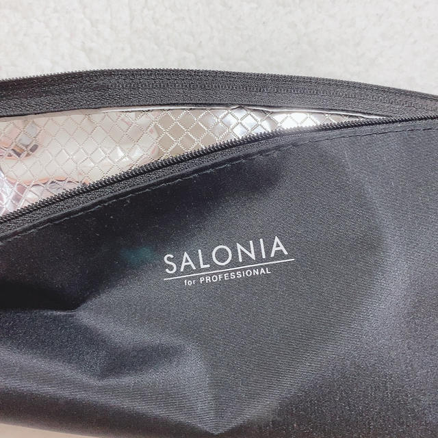 SALONIA 32mm コテ ほぼ未使用★ スマホ/家電/カメラの美容/健康(ヘアアイロン)の商品写真