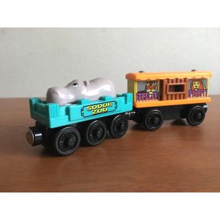 木製トーマス　ヒッポカー  カバの貨車　ズーカー　動物園　美品(電車のおもちゃ/車)