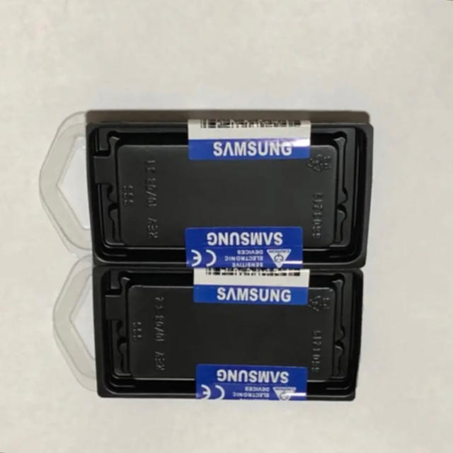 SAMSUNG(サムスン)のSamsung新品 DDR3L 8gbx2枚1600PC3L-12800S スマホ/家電/カメラのPC/タブレット(ノートPC)の商品写真