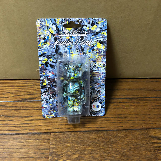 MEDICOM TOY(メディコムトイ)のBE@RBRICK JACKSON POLLOCK studio 100% 新品 エンタメ/ホビーのおもちゃ/ぬいぐるみ(キャラクターグッズ)の商品写真