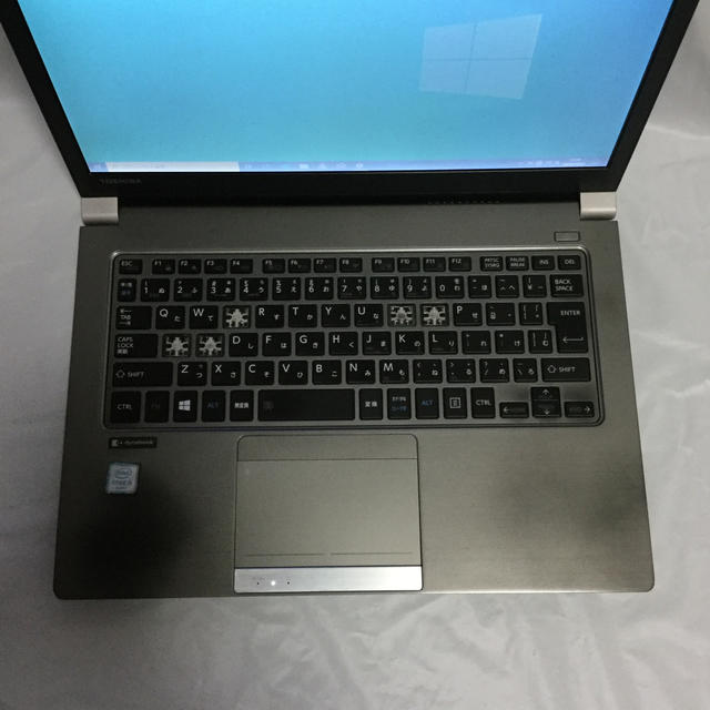 TOSHIBA dynabook R63/B   Core i5-6300U