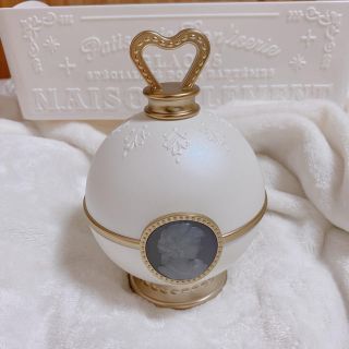 レメルヴェイユーズラデュレ(Les Merveilleuses LADUREE)のレ・メルヴェイユーズ ラデュレ フェイスパウダー N 03(フェイスパウダー)