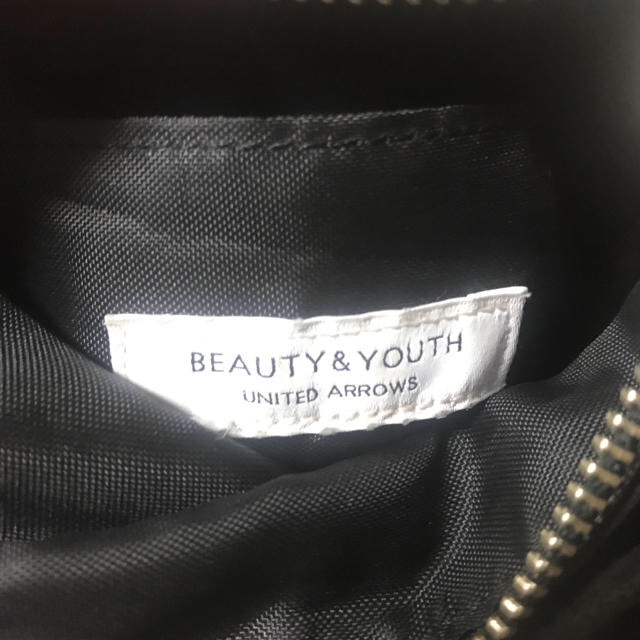 BEAUTY&YOUTH UNITED ARROWS(ビューティアンドユースユナイテッドアローズ)のbeauty & youth サコッシュ黒 メンズのバッグ(ショルダーバッグ)の商品写真