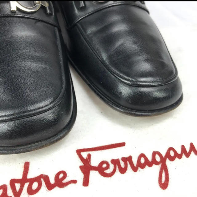 Salvatore Ferragamo(サルヴァトーレフェラガモ)の【美品】フェラガモ ガンチーニ レザー ヒール ローファー 約23.5cm レディースの靴/シューズ(ローファー/革靴)の商品写真