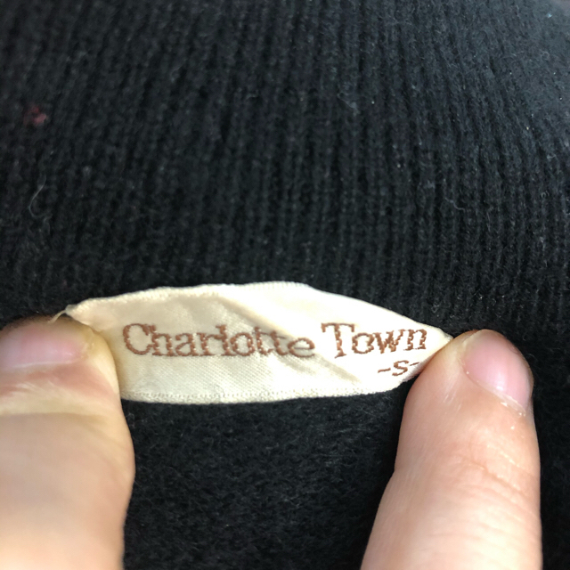 Charlotte Town セーター　カシミヤ100%  毛100% レディースのトップス(ニット/セーター)の商品写真