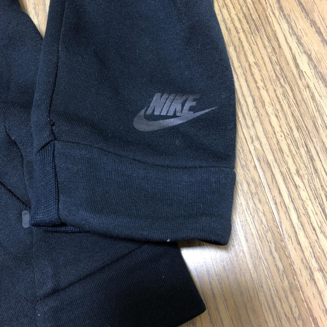 NIKE(ナイキ)のNIKE ナイキ　テックスウェットMサイズ メンズのトップス(スウェット)の商品写真