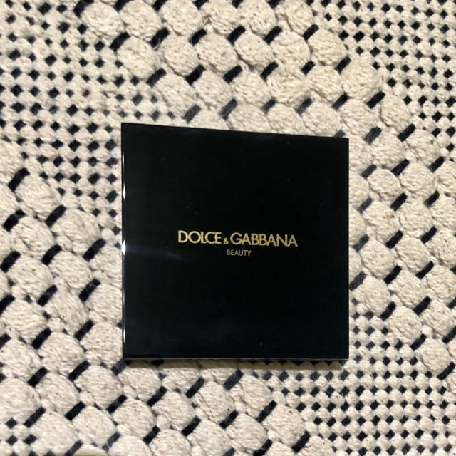 DOLCE&GABBANA(ドルチェアンドガッバーナ)のDOLCE &GABBANA  BEAUTY ミラー レディースのファッション小物(ミラー)の商品写真