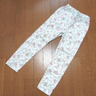 ジーユー(GU)の花柄パンツ☆GU☆120cm(パンツ/スパッツ)