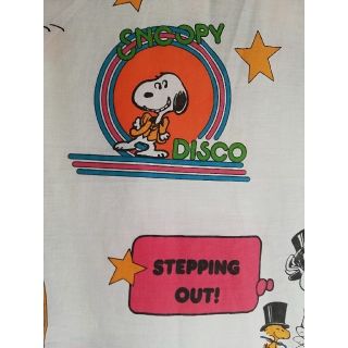 スヌーピー(SNOOPY)のビンテージシーツ　スヌーピー　ディスコ柄　1/4サイズ(生地/糸)