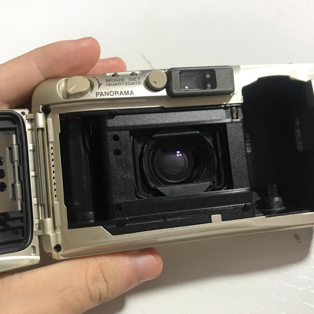 OLYMPUS(オリンパス)のOLYMPUS μ ZOOM 105 DELUXE ゴールド スマホ/家電/カメラのカメラ(フィルムカメラ)の商品写真