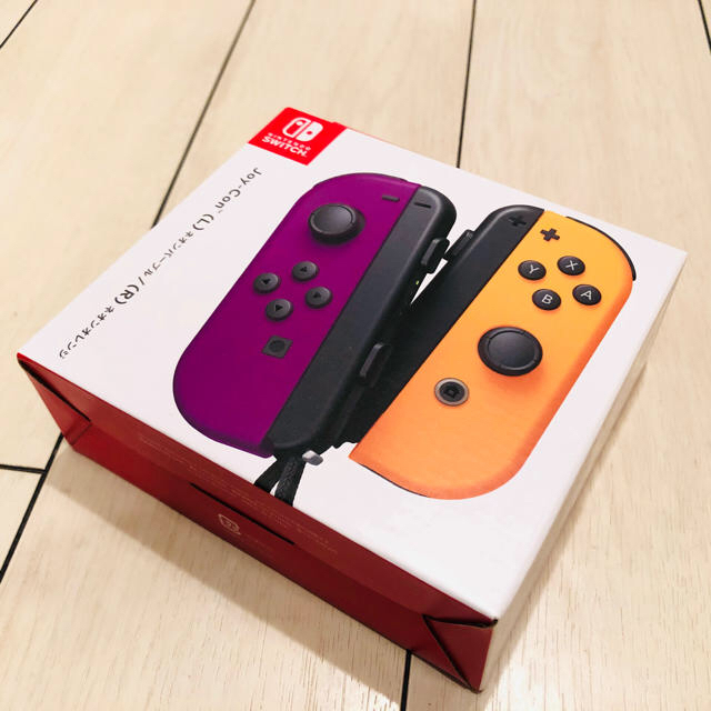 Nintendo Switch(ニンテンドースイッチ)の【新品未開封】任天堂 Switch ジョイコン ネオンパープル/ネオンオレンジ エンタメ/ホビーのゲームソフト/ゲーム機本体(家庭用ゲーム機本体)の商品写真