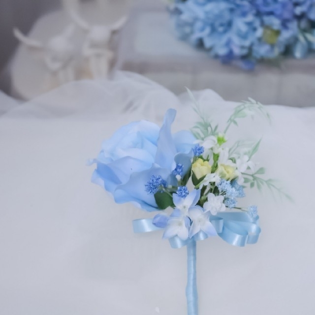 展示品 ティファニーブルーブーケ 造花ブーケ  結婚式 サムシング ハンドメイドのウェディング(ブーケ)の商品写真