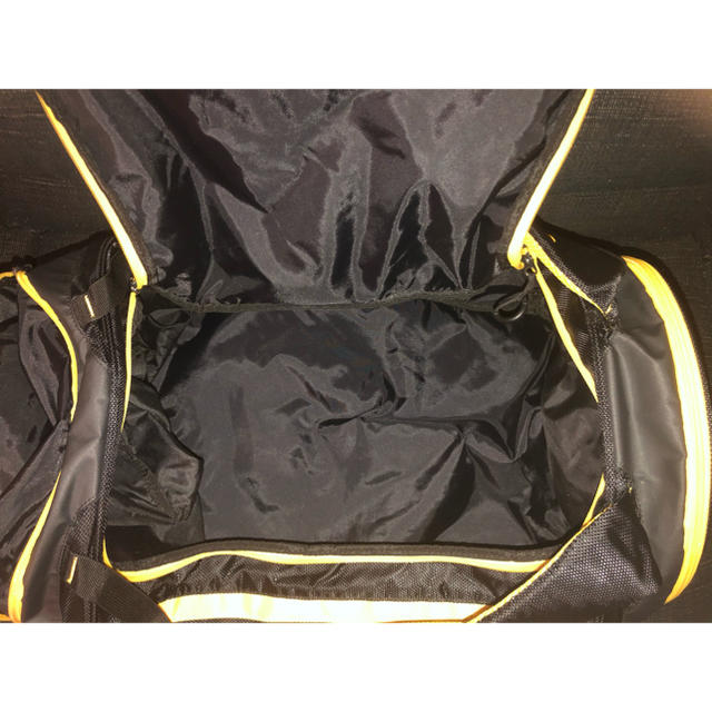 SKINS(スキンズ)のmonさん専用　SKINS　スキンズ　リュック　ボストンバック　底面ターポリン メンズのバッグ(バッグパック/リュック)の商品写真