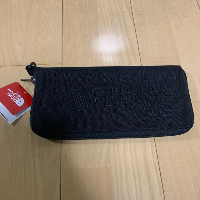 SUPREME ARC LOGO ORGANIZER