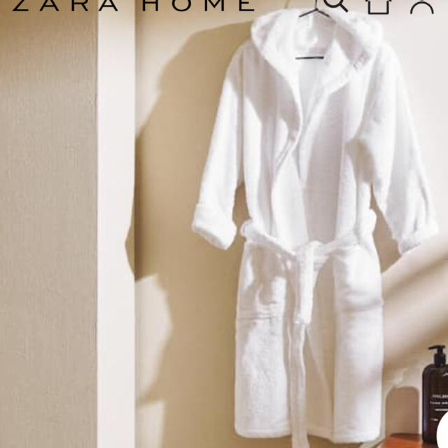 ZARA HOME(ザラホーム)の♡ZARA HOME♡バスローブ♡新品♡M♡込み レディースのルームウェア/パジャマ(ルームウェア)の商品写真