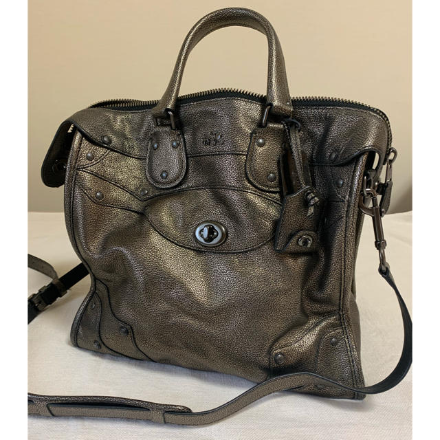 COACH サッチェルメタリック　レザー　バッグメタルックレザーカラー