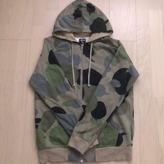 stussy  カモフラパーカー