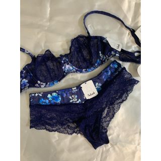 ラペルラ(LA PERLA)のAUBADE オーバドゥCHARME D'EDEN 70C/2(ブラ&ショーツセット)