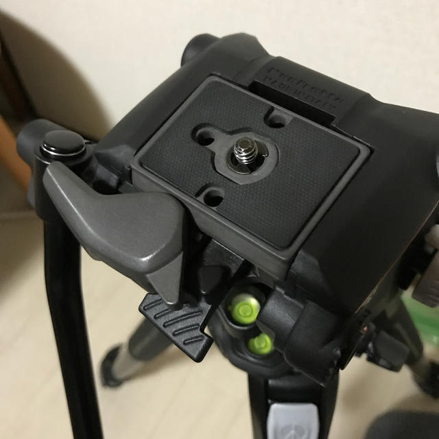 Manfrotto(マンフロット)のManfrotto MT190XPRO3 アルミ　フルードビデオ雲台付き スマホ/家電/カメラのカメラ(その他)の商品写真