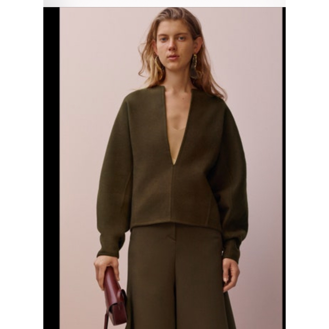 KVC様専用 celine セリーヌ フィービー ウールトップス ネイビー KVC様専用 celine セリーヌ フィービー ウールトップス ネイビー