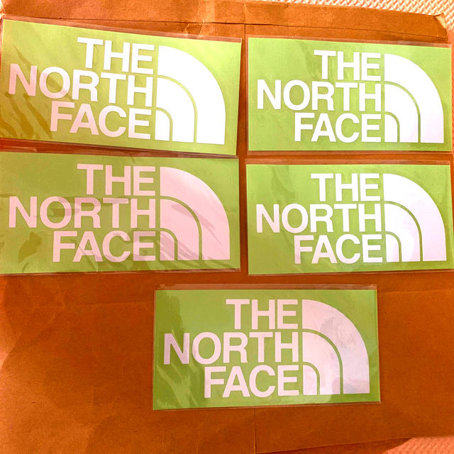 THE NORTH FACE(ザノースフェイス)のノースフェイス　カッティング ステッカー  スポーツ/アウトドアのアウトドア(登山用品)の商品写真