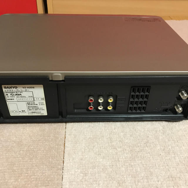 SANYO - VHSビデオテープレコーダー(VZ-H20)の通販 by rui's SANYO - VHSビデオテープレコーダー(VZ-H20)の通販 by rui's