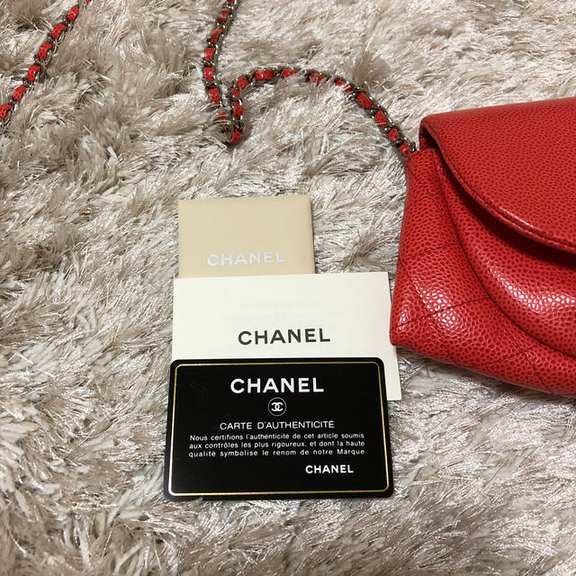 CHANEL(シャネル)のシャネル　ハーフムーン　ポシェット レディースのバッグ(ショルダーバッグ)の商品写真