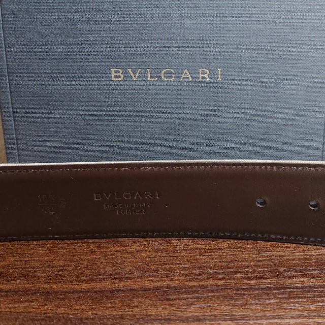 BVLGARI(ブルガリ)のBVLGARI ベージュ バックルベルト レディースのファッション小物(ベルト)の商品写真