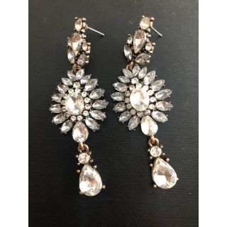 ビジューピアス　ウェディング　結婚式(ピアス)