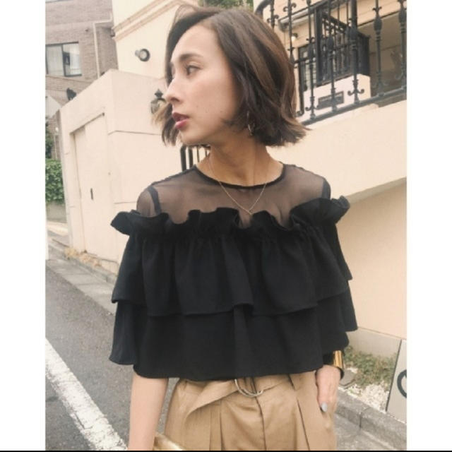 Ameri VINTAGE(アメリヴィンテージ)のAmeri【未使用】UNDULATE SHEER TOP レディースのトップス(シャツ/ブラウス(半袖/袖なし))の商品写真