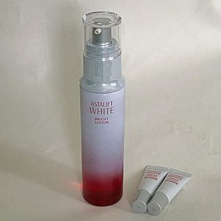 アスタリフト(ASTALIFT)のアスタリフトホワイトブライトローション130mlとエッセンスインフイルト10ml(化粧水/ローション)