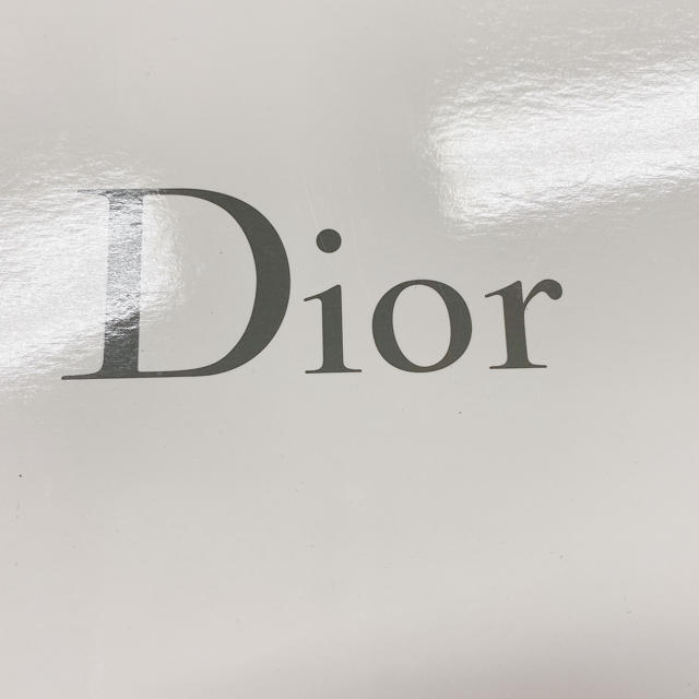 Dior(ディオール)のDior☆ポーチ☆ゆうり様専用 コスメ/美容のベースメイク/化粧品(その他)の商品写真